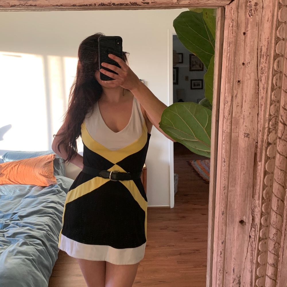 BEBE Casual V-Neck Minidress, Black, White & Yellow